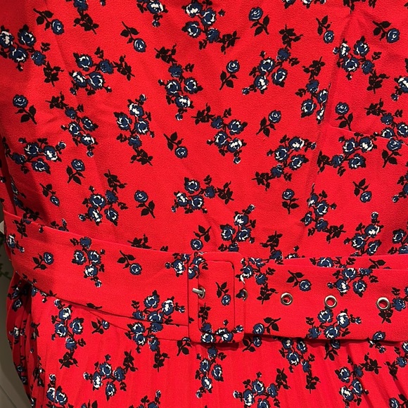 T Tahari Pleated Floral Print Maxi Dress size 2 NWT - Picture 8 of 8